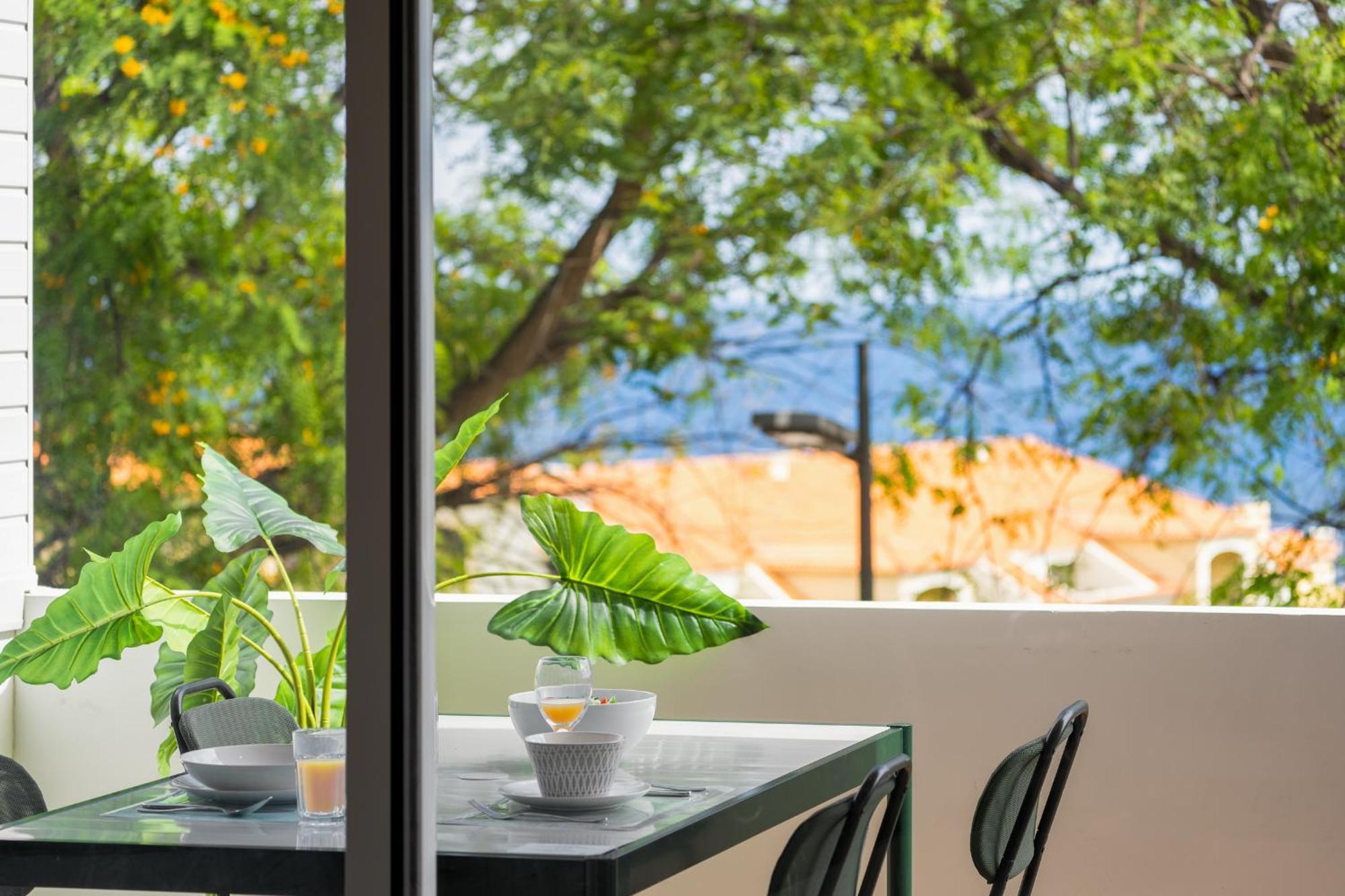 Lido Ii By An Island Appartement Funchal (Madeira)
